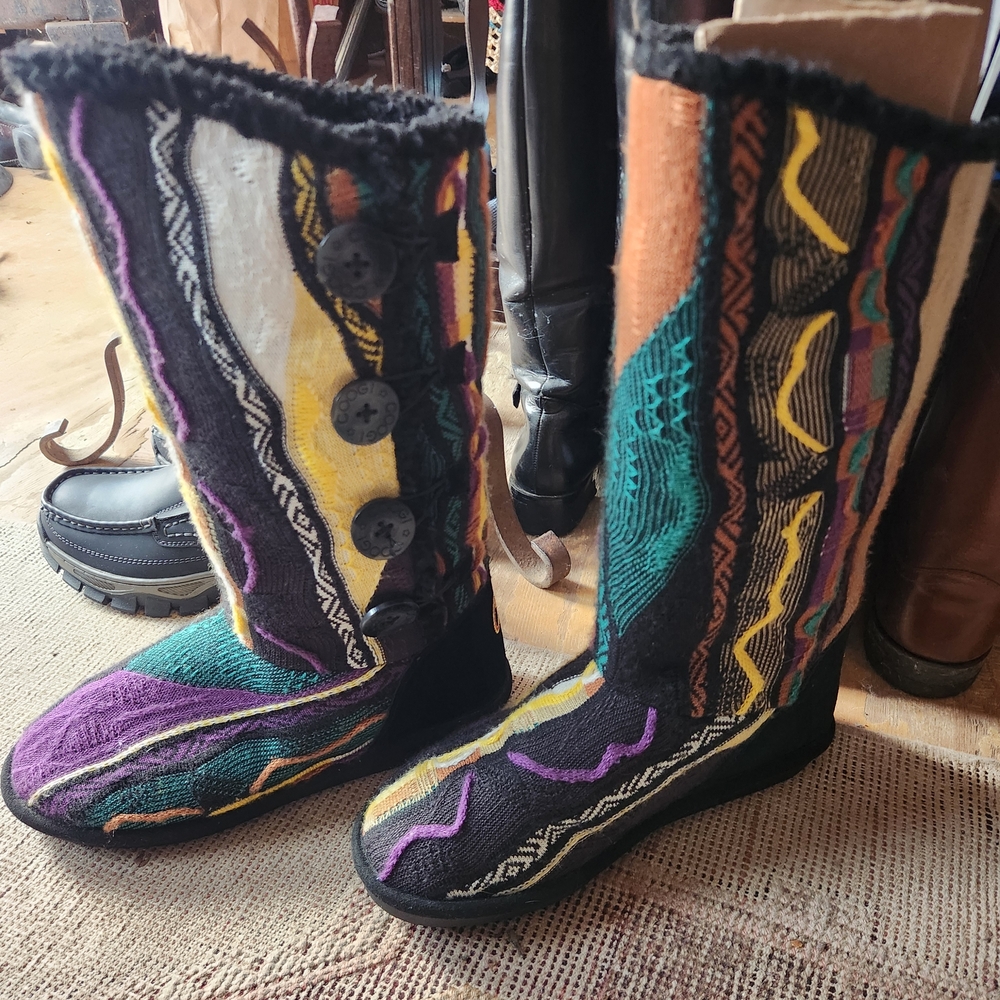 COOGI Multicolor Knit Women's Boots